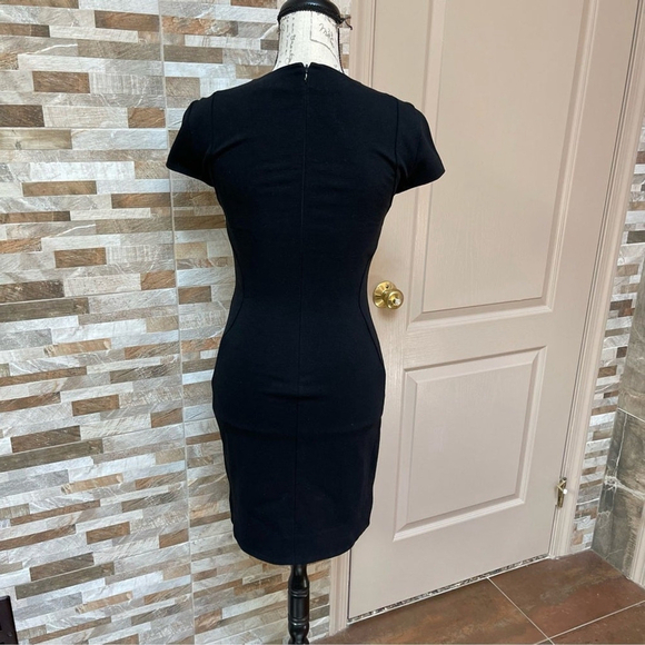 DIANE von FURSTENBERG DVF Fitted Dress White Eyelet Front Black Knit Back Sz 4 - Picture 8 of 16